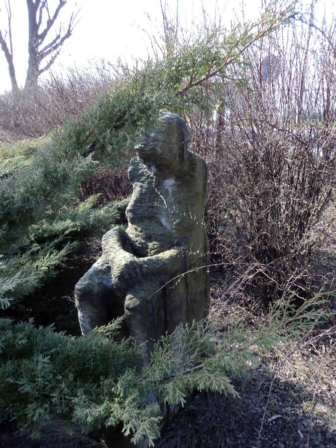 Rzeźba ogrodowa by Norbert Sarnecki